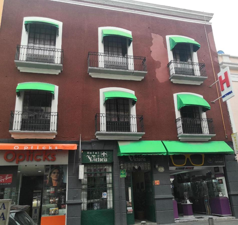 Victoria Hotel 2*